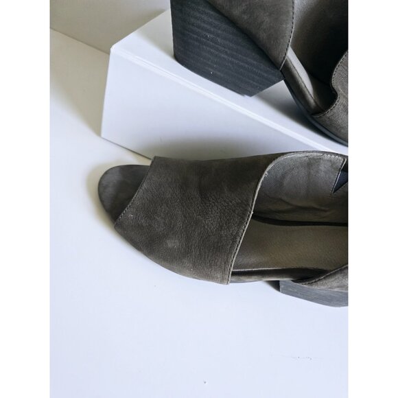 Eileen Fisher D'Orsay Peep Open Toe Gray Leather Wedge Heel Sandals Shoes 8.5 - Picture 3 of 14